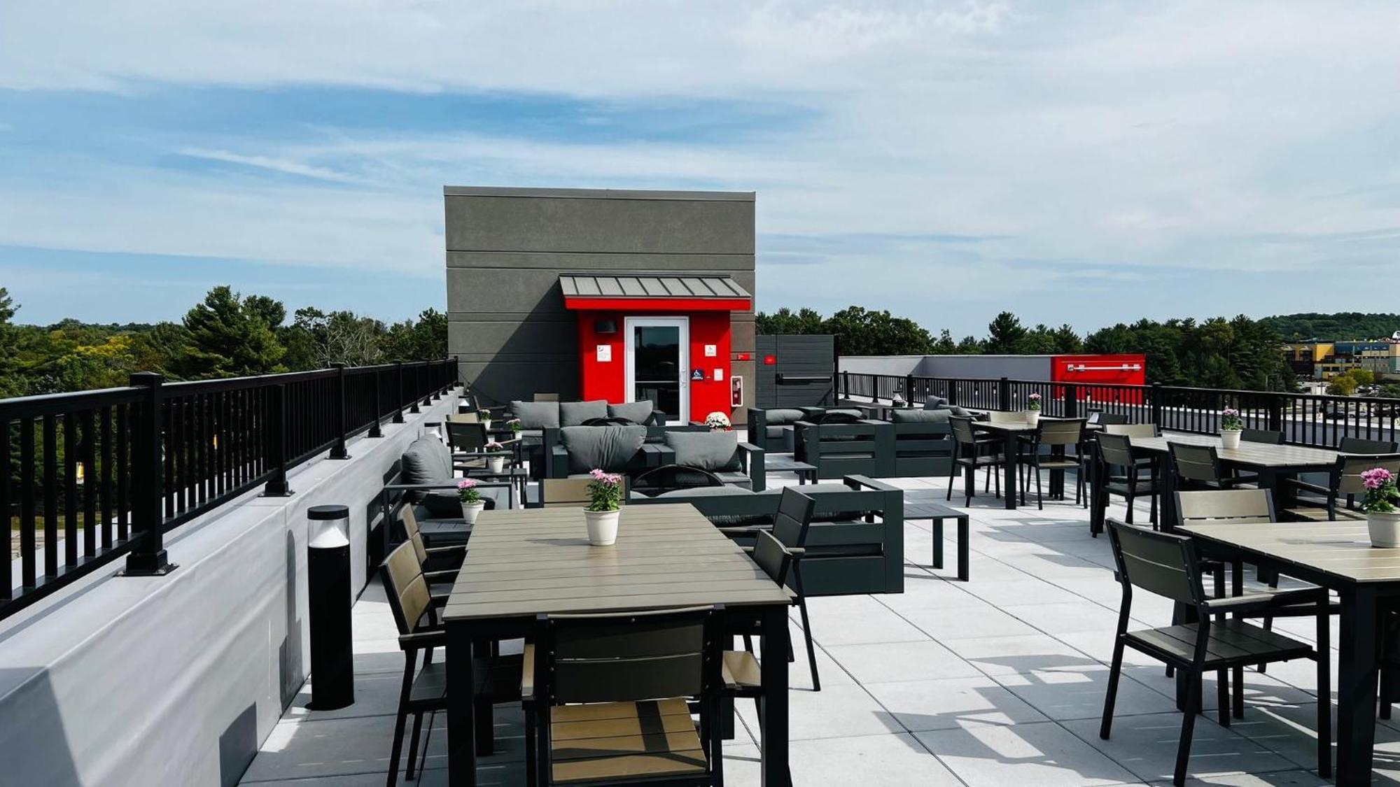 Avid Hotel Wisconsin Dells Lake Delton By Ihg Exteriör bild